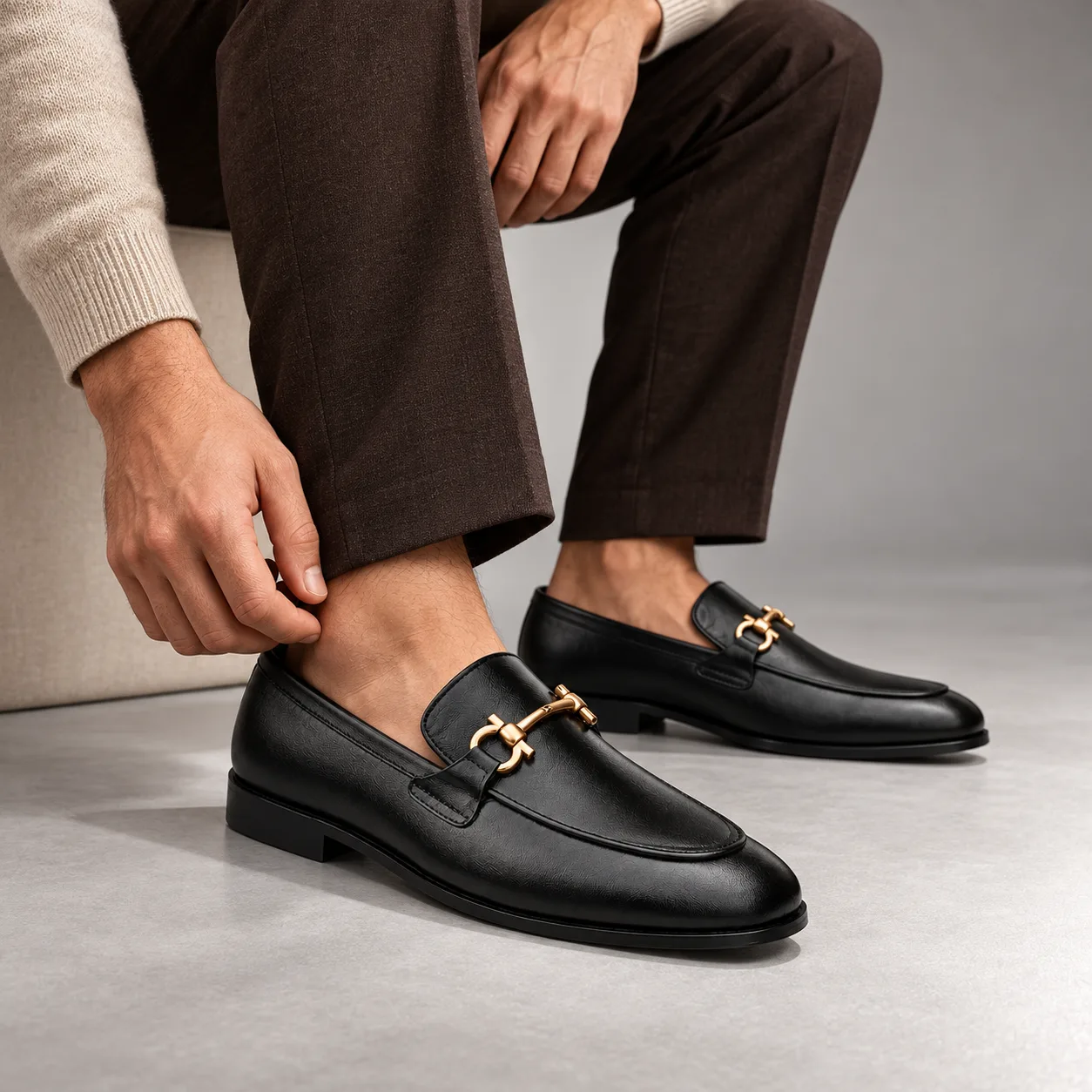 Men's Black Leather Gold Horsebit Loafers | Pelle Sole